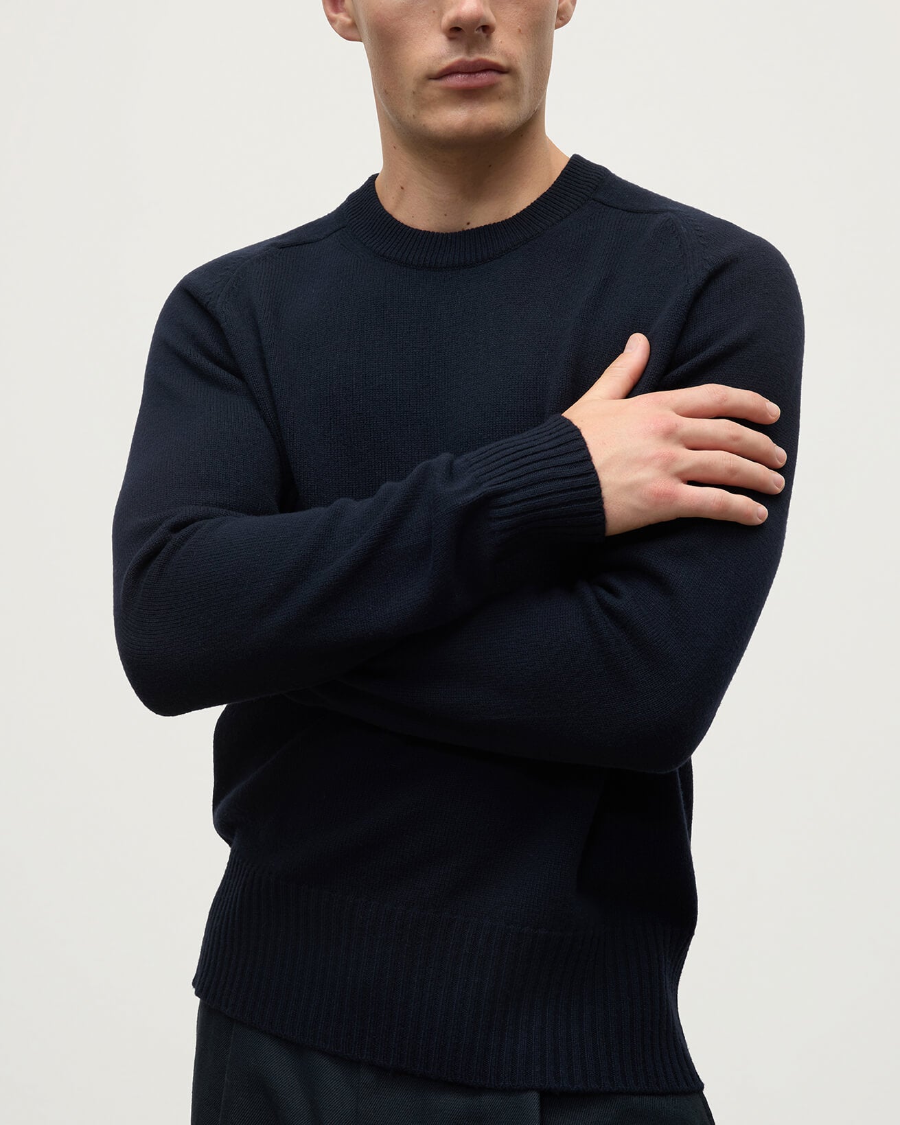 Superfine Merino Relaxed Dark Navy Jumper