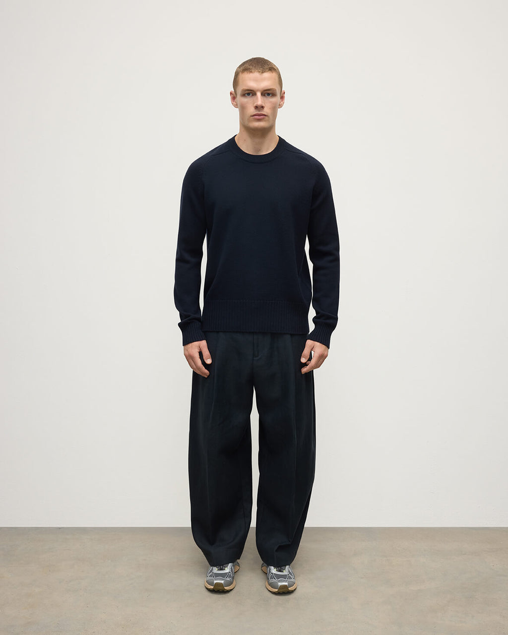 Superfine Merino Relaxed Dark Navy Jumper