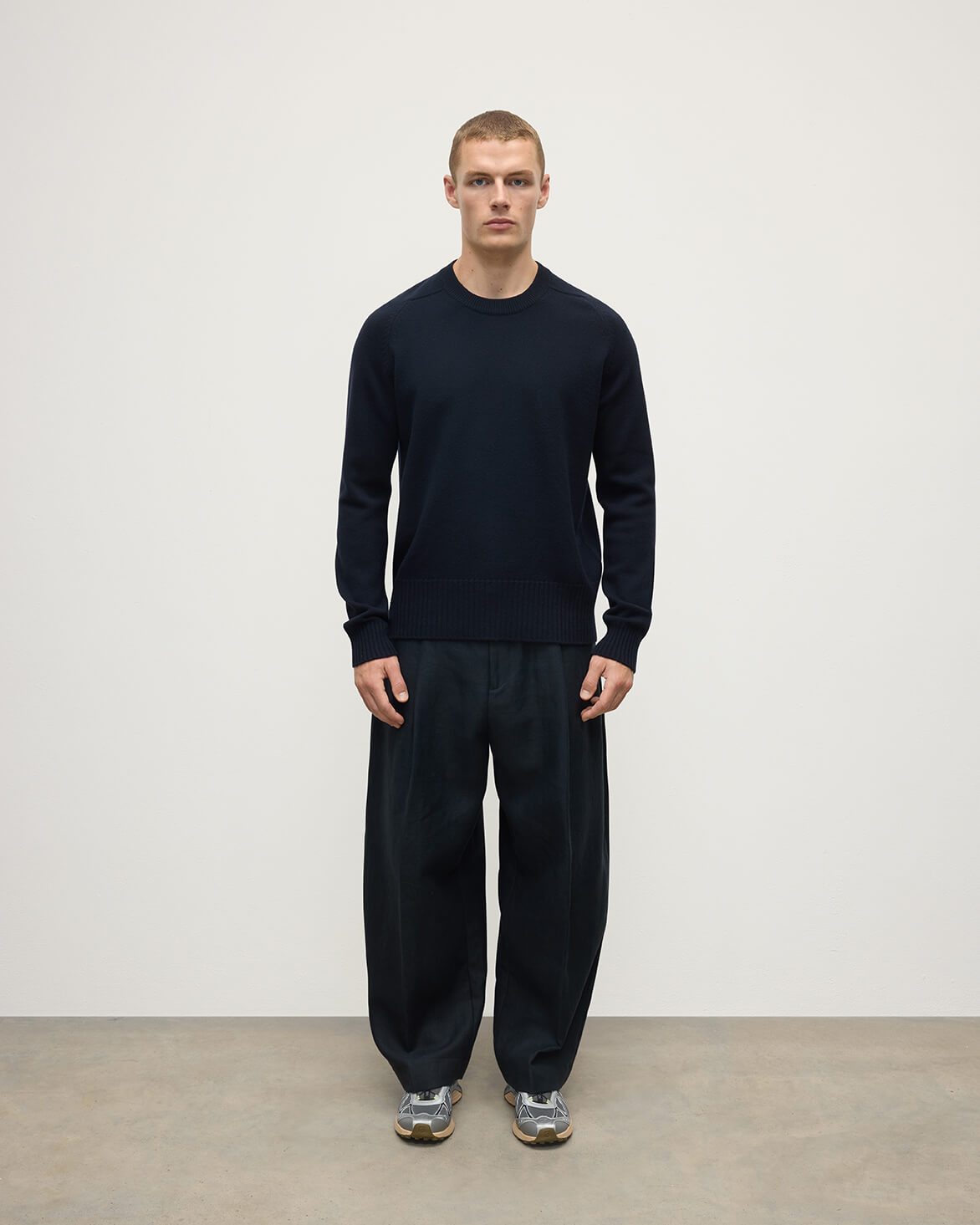 Superfine Merino Relaxed Dark Navy Jumper