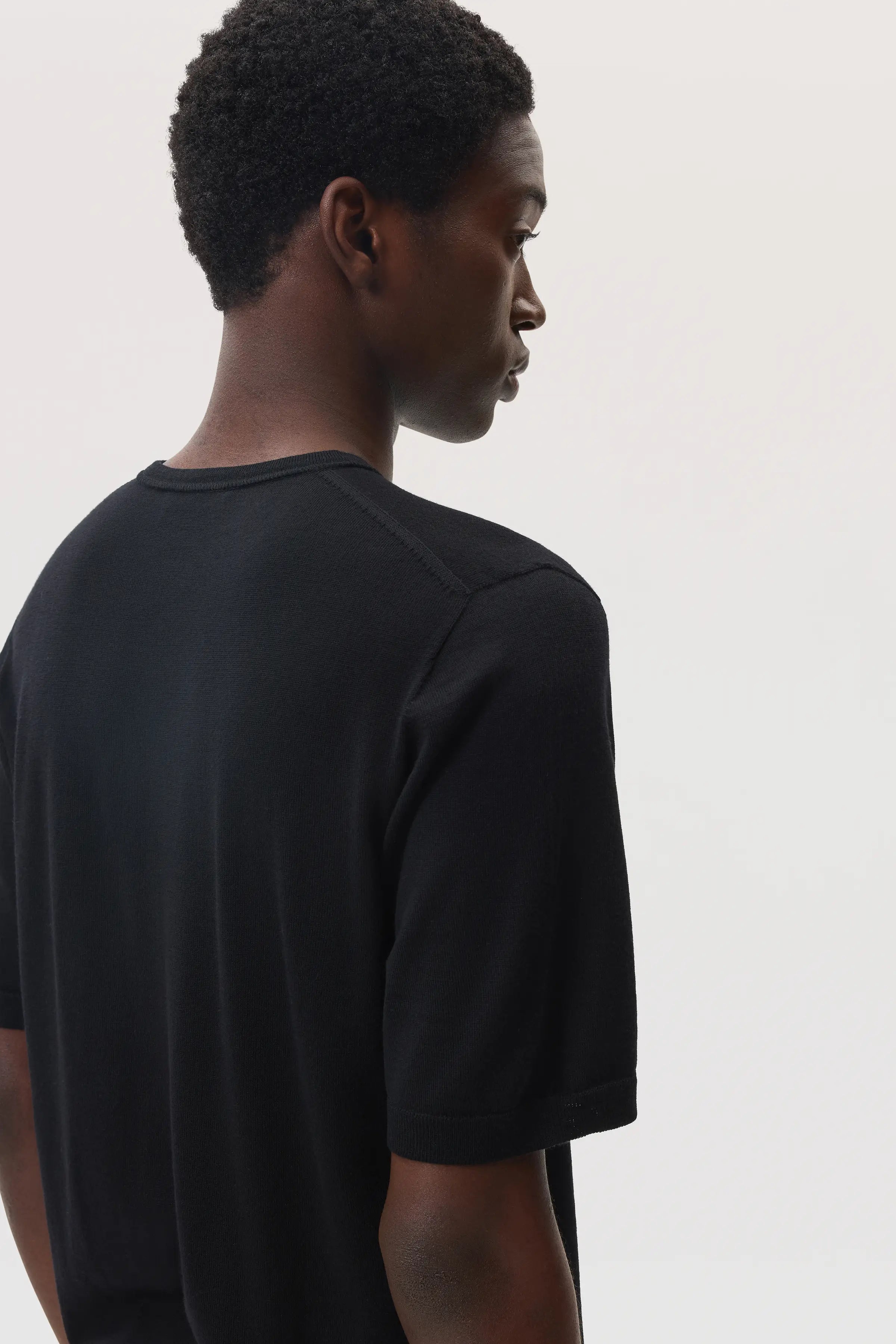 Superfine Merino Black T-Shirt