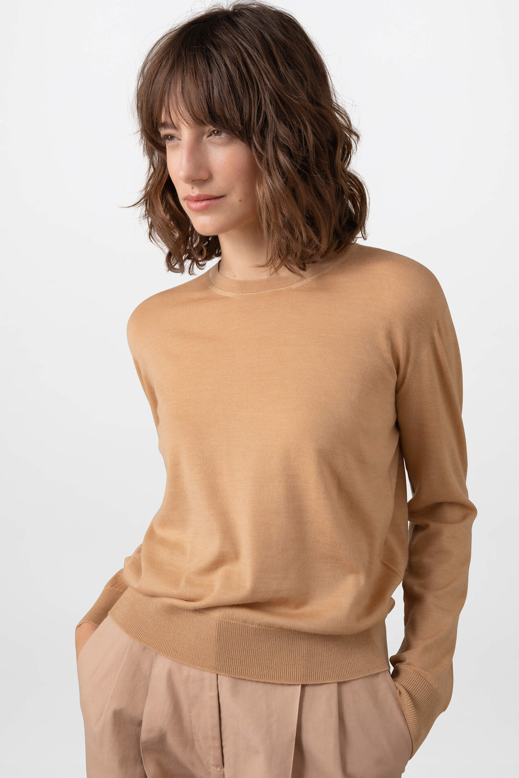Superfine Merino Round Neck Camel Jumper