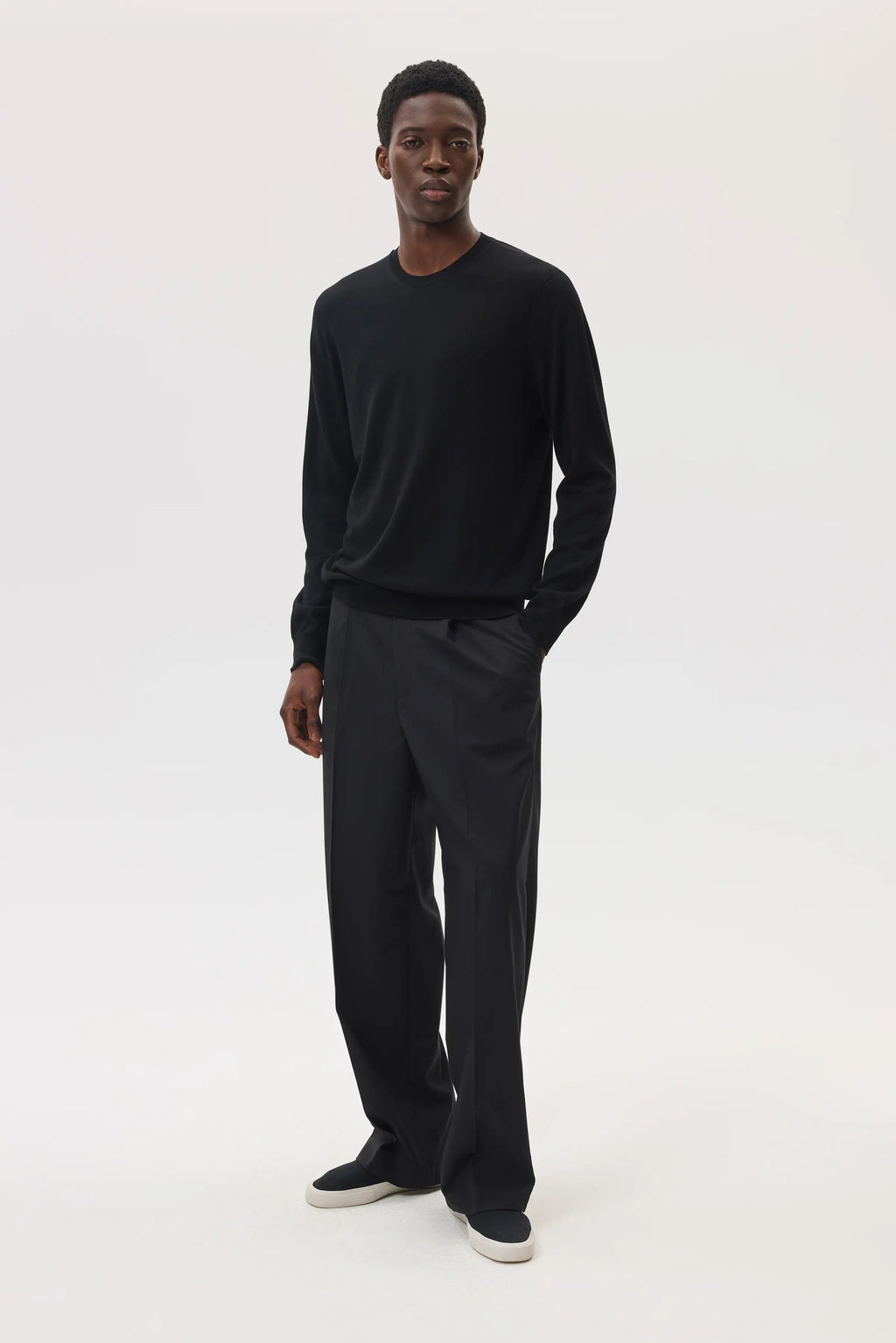 Merino Round Neck Black Jumper