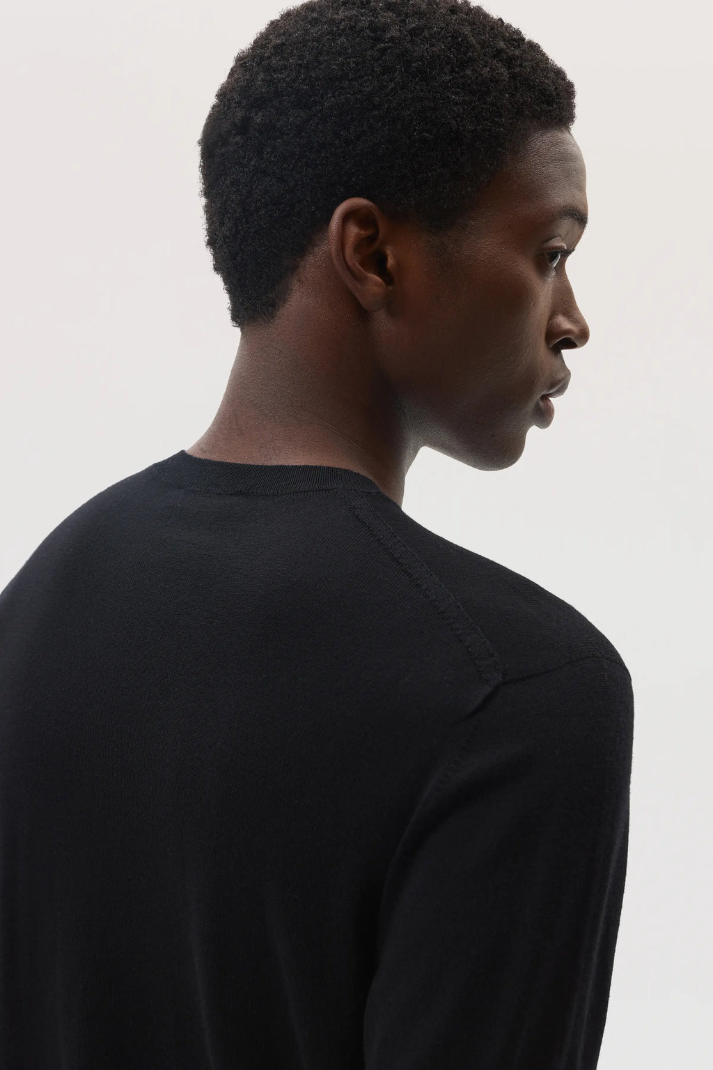 Merino Round Neck Black Jumper
