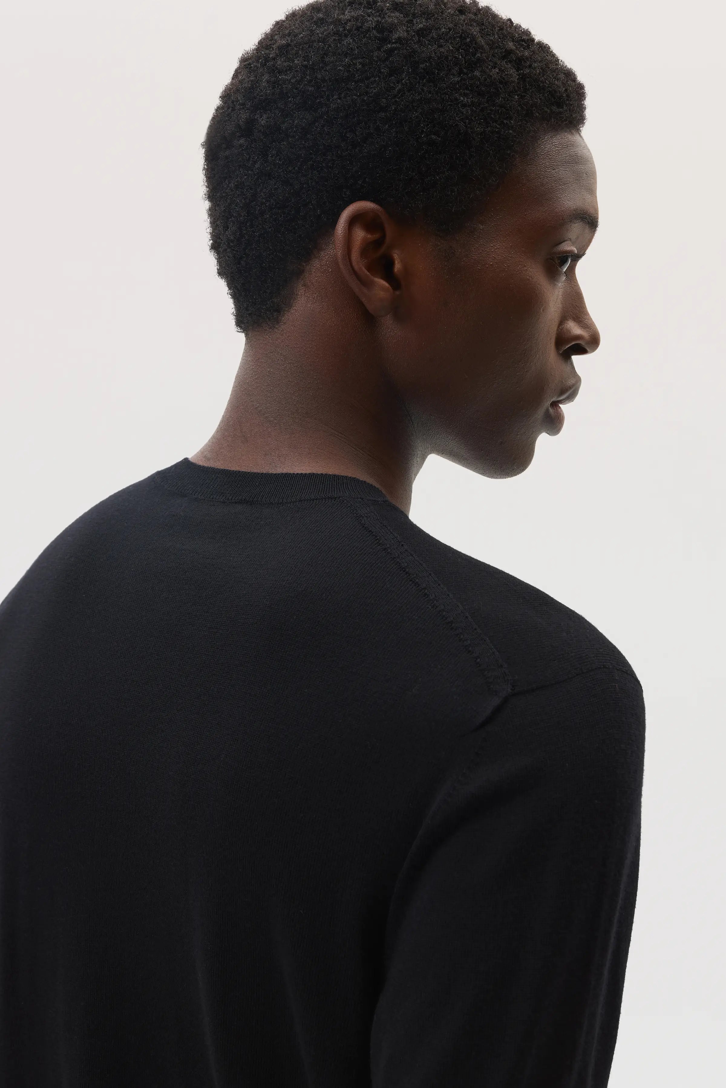 Merino Round Neck Black Jumper