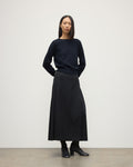 Le Kilt | Johnstons of Elgin Charcoal Long Kilt