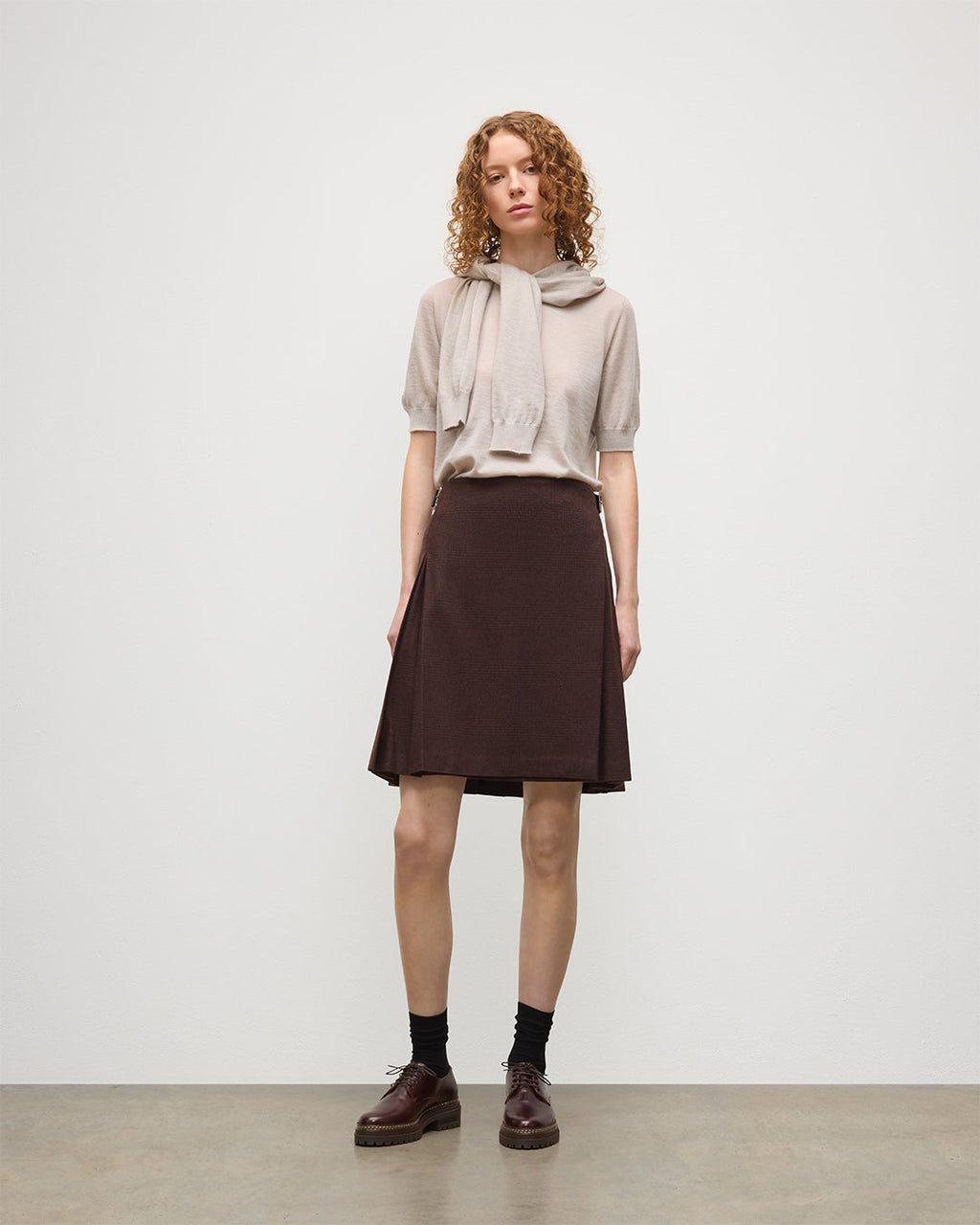 Le Kilt | Johnstons of Elgin Brown Kilt