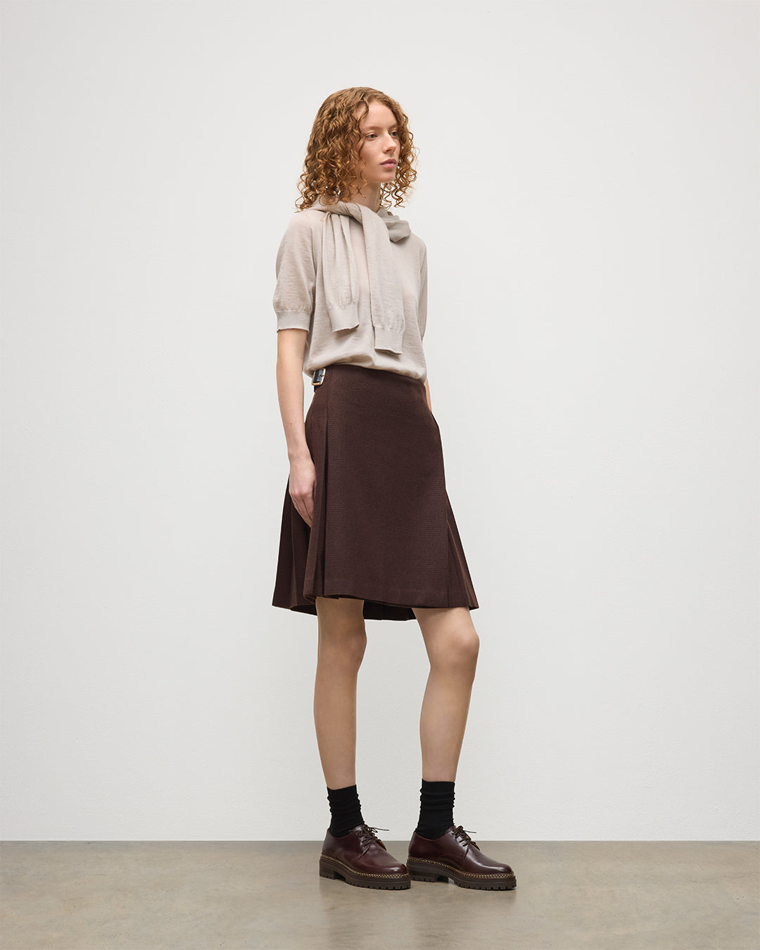 Le Kilt | Johnstons of Elgin Brown Kilt