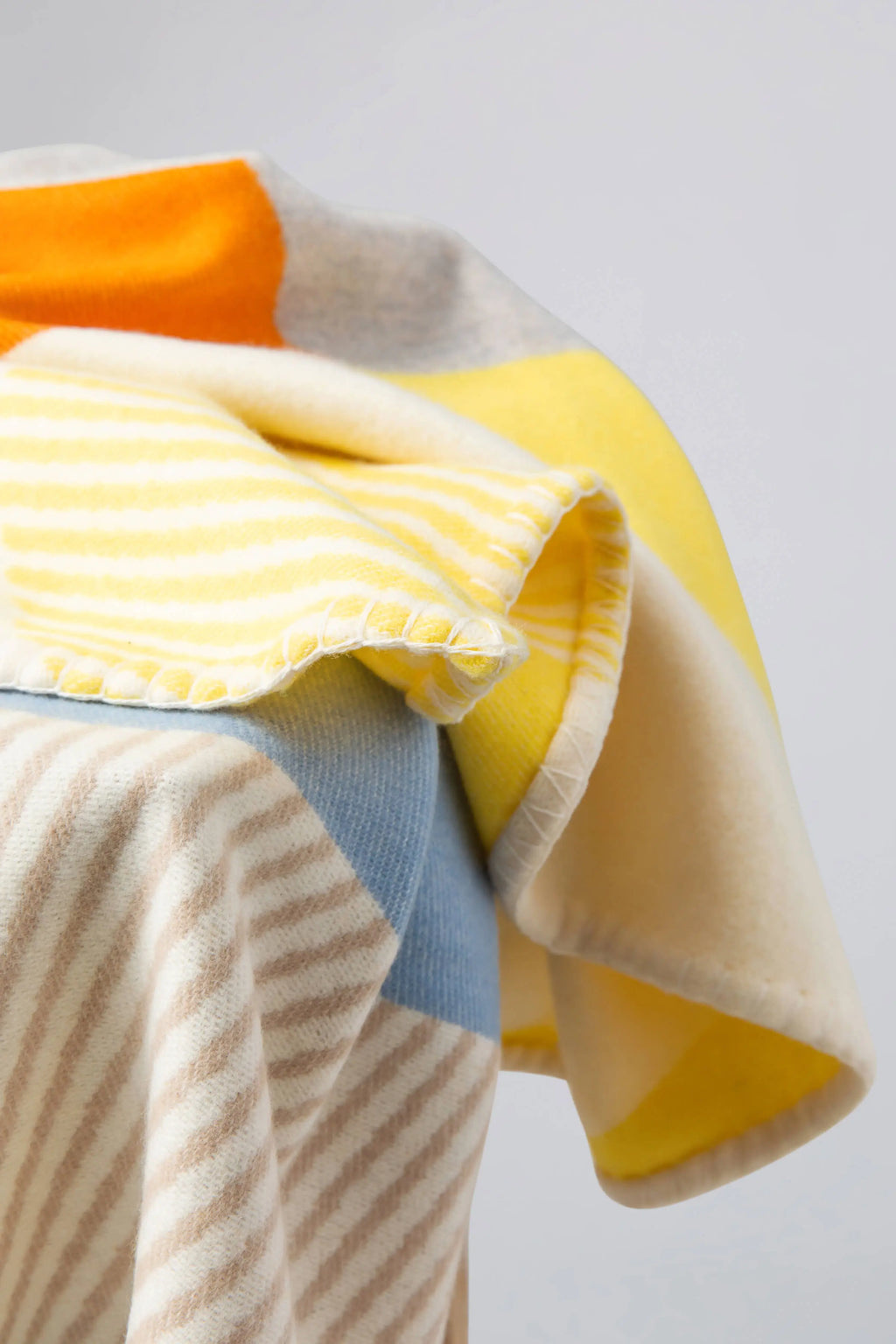 Children's Blanket in Playful Shapes