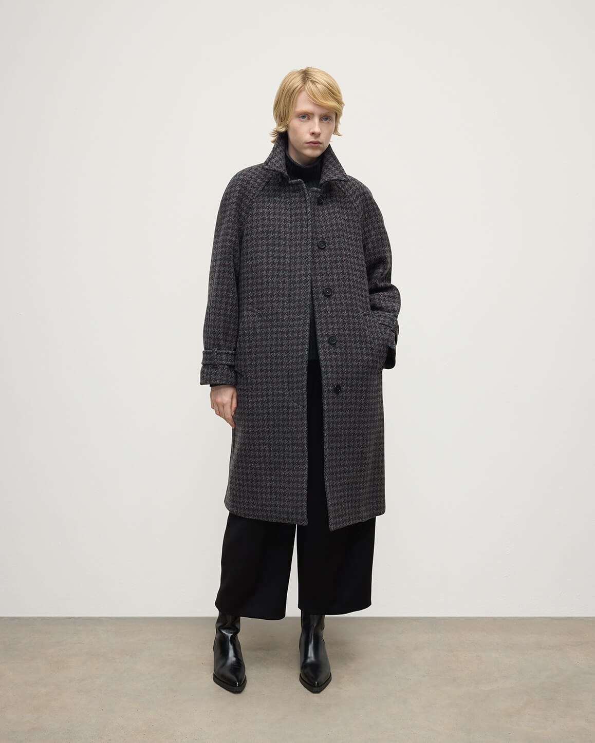 Women's Balmacaan Coat | Shale Houndstooth