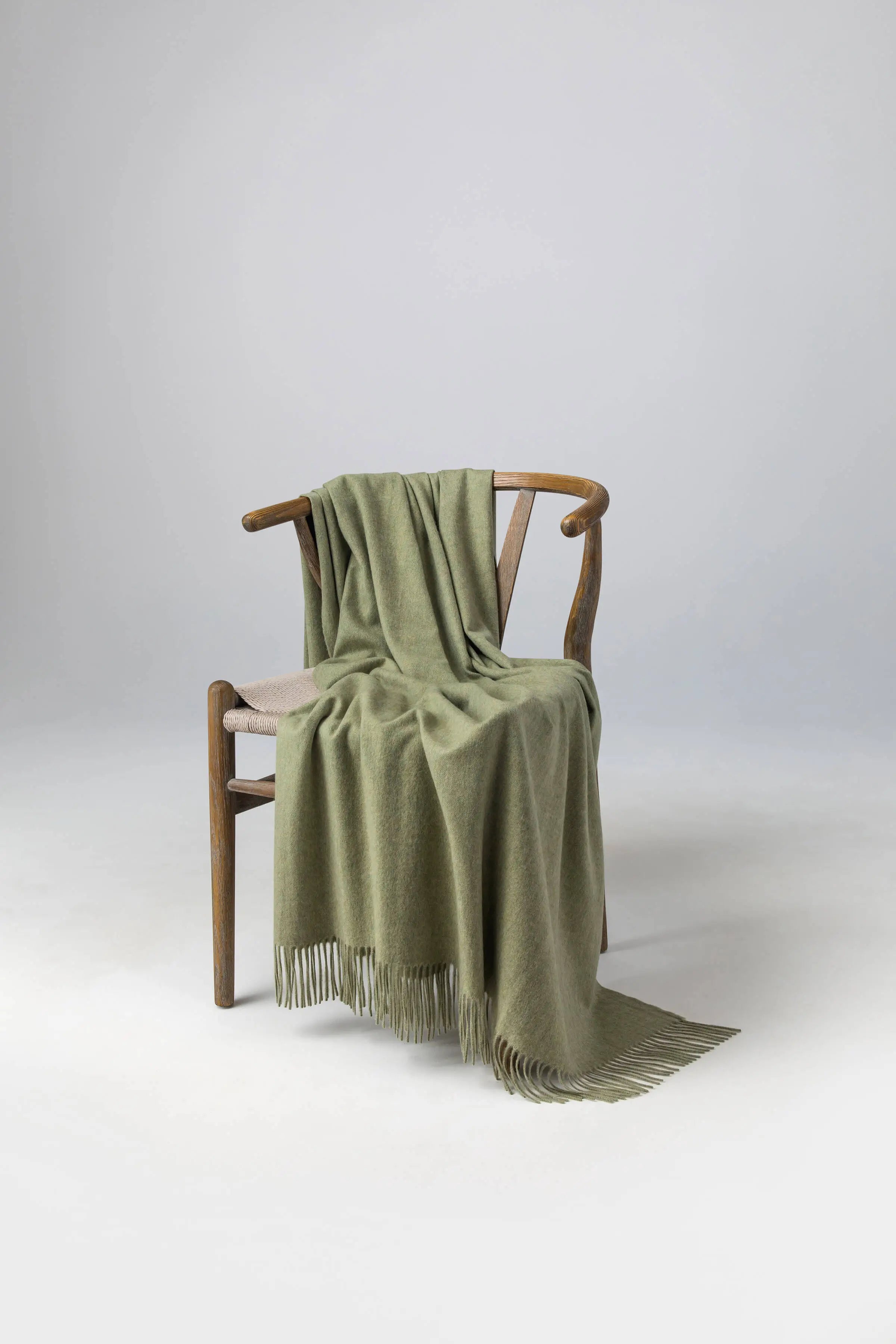 Plain Cashmere Throw in Fern Green