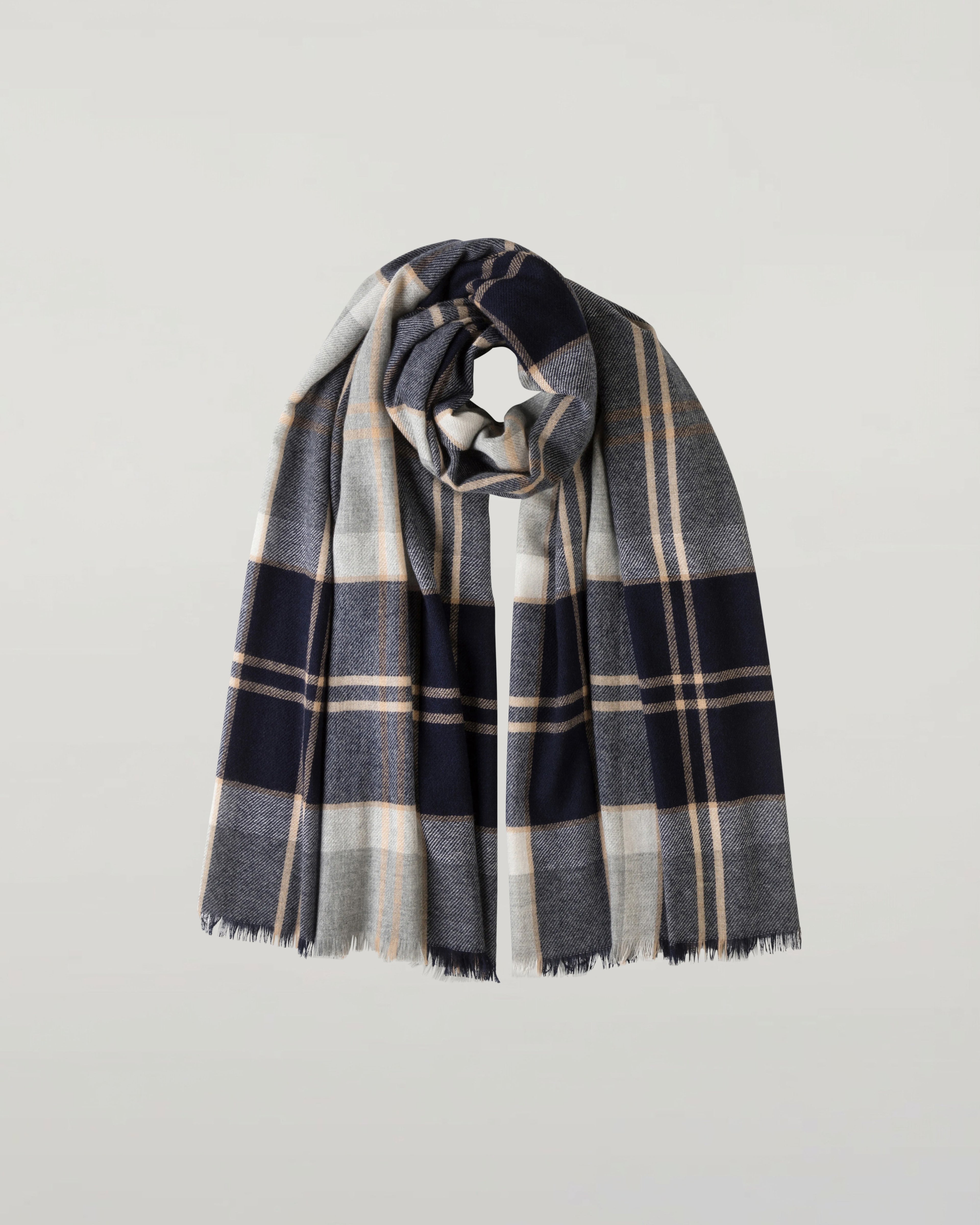 Silver Bannockbane Tartan Lightweight Cashmere  Stole