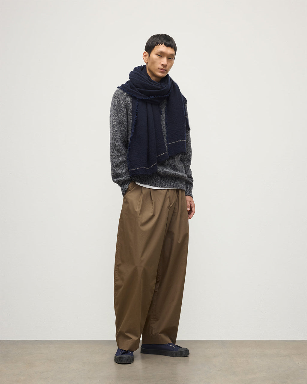 Usan Navy Cashmere Scarf