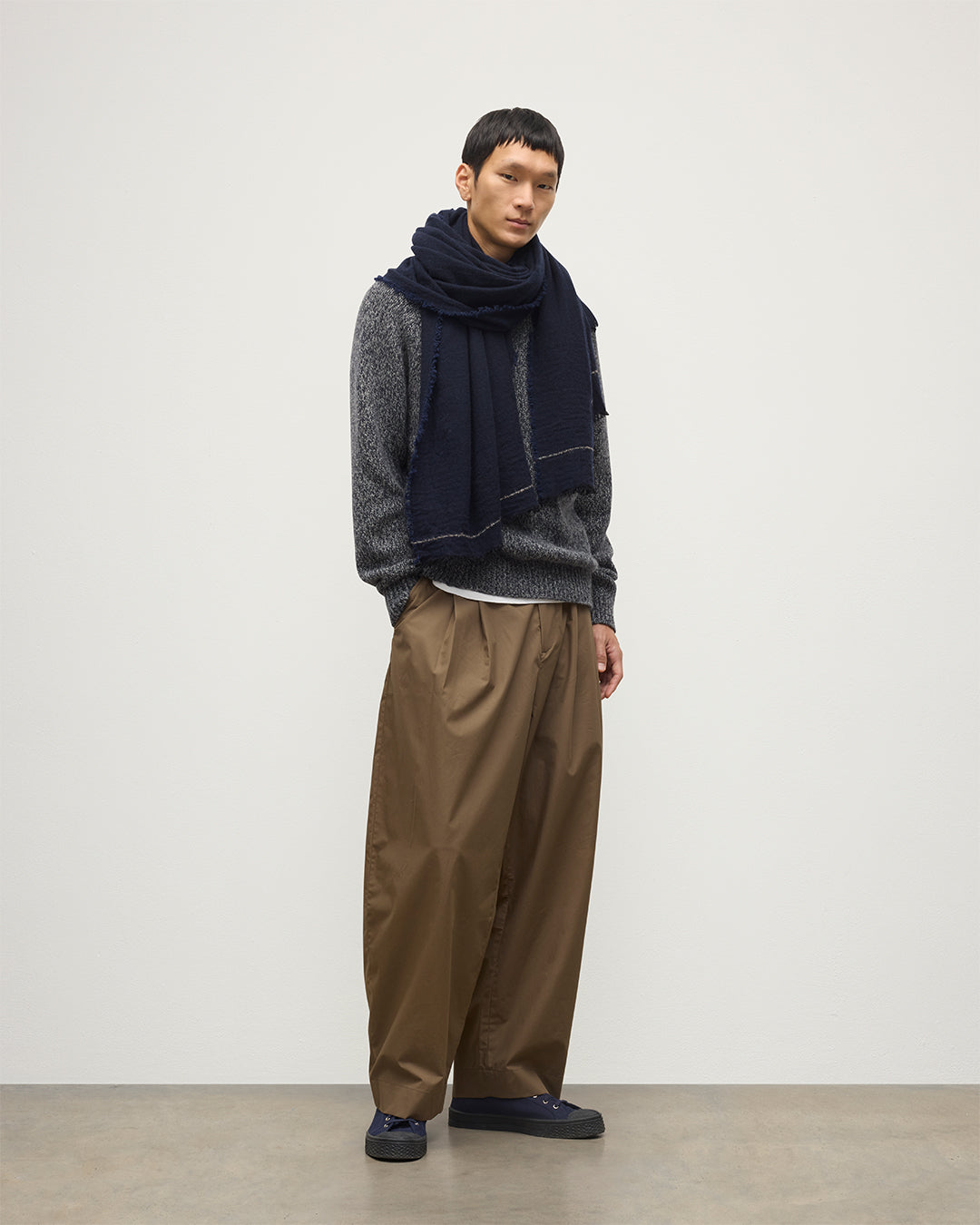 Usan Navy Cashmere Scarf