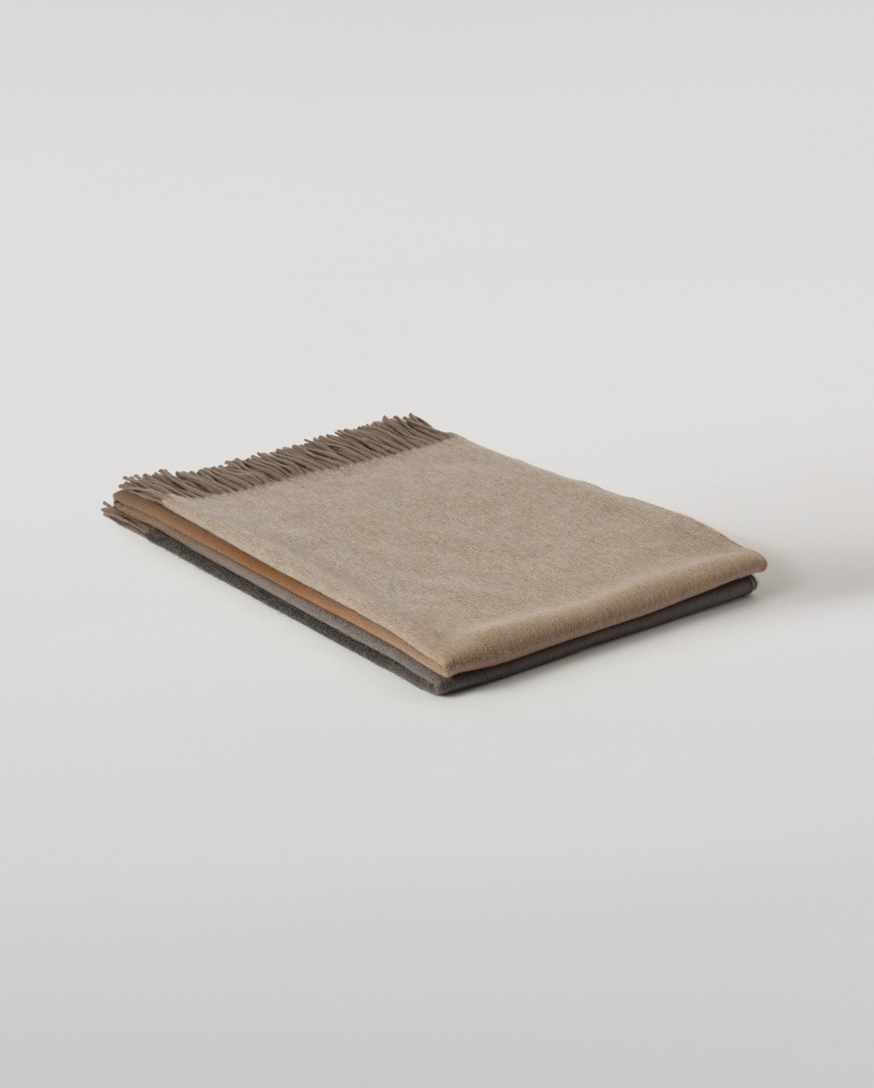 Umbra Brown Ombre Cashmere Throw