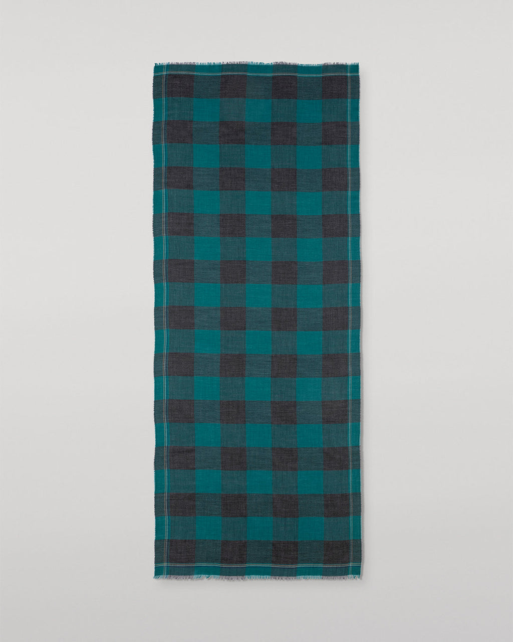 Carnbee Large Gingham Green Cashmere Scarf
