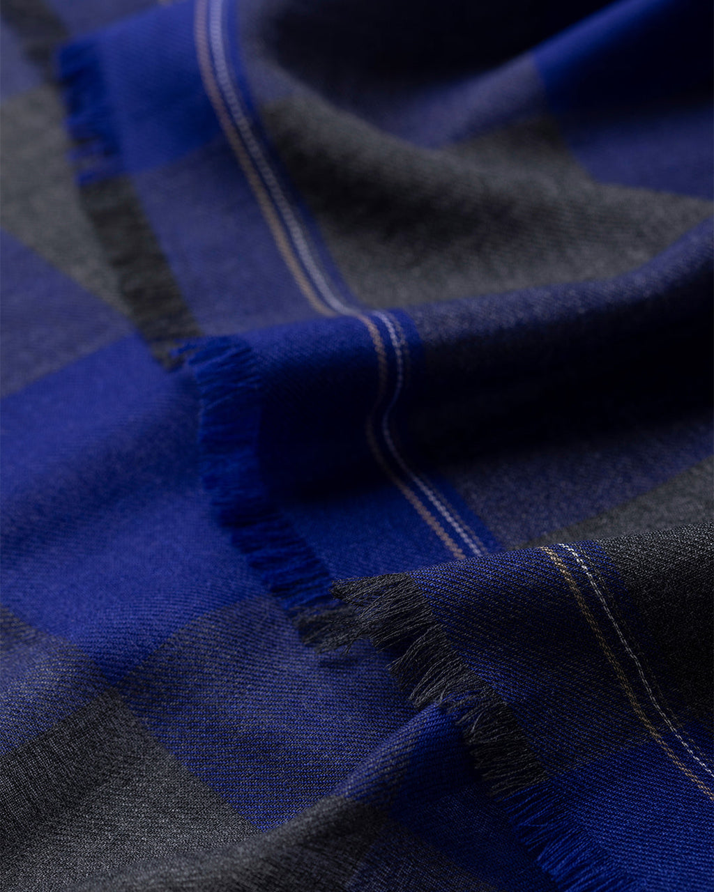 Carnbee Large Gingham Navy Cashmere Scarf