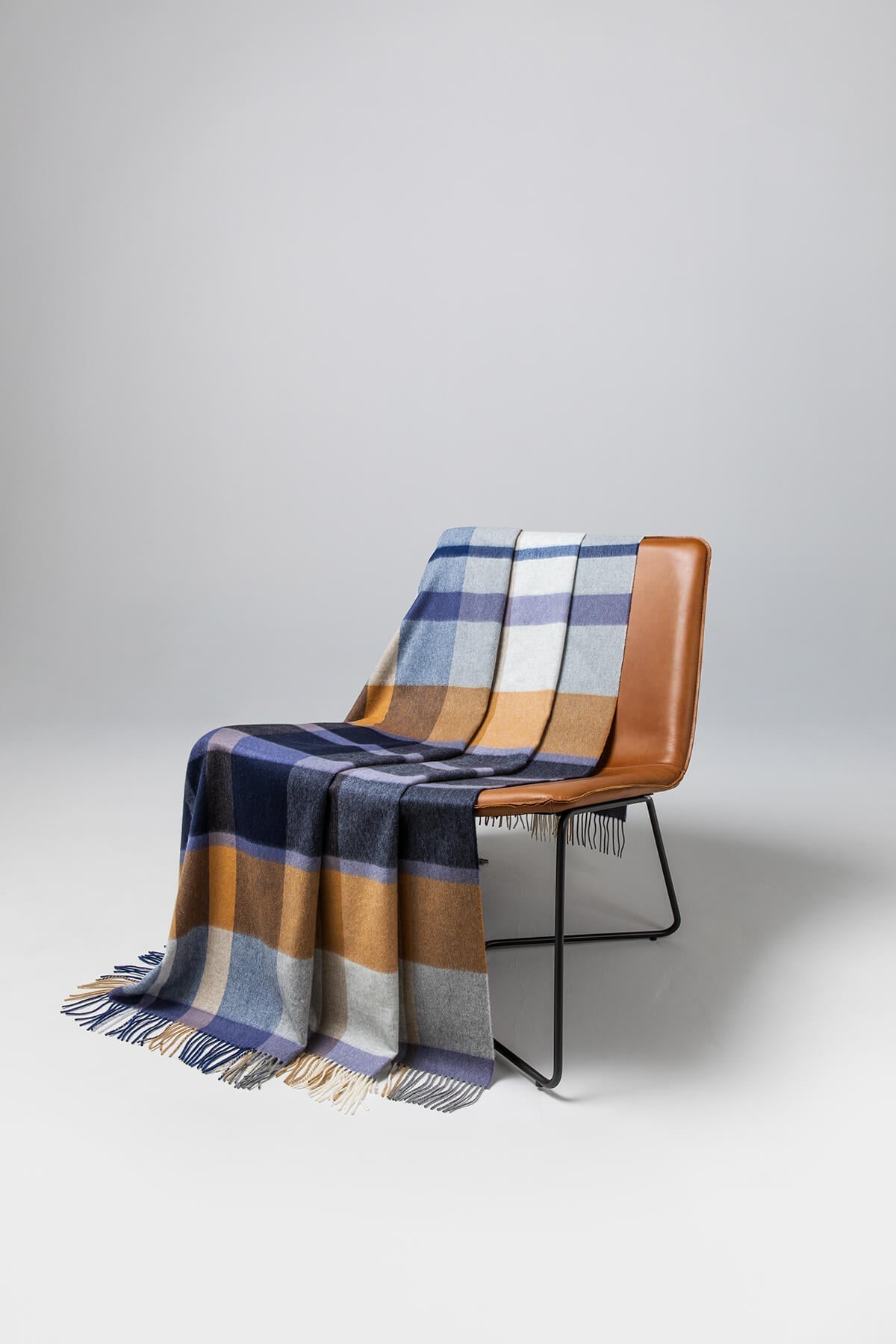 Plain Cashmere Throw in House Check