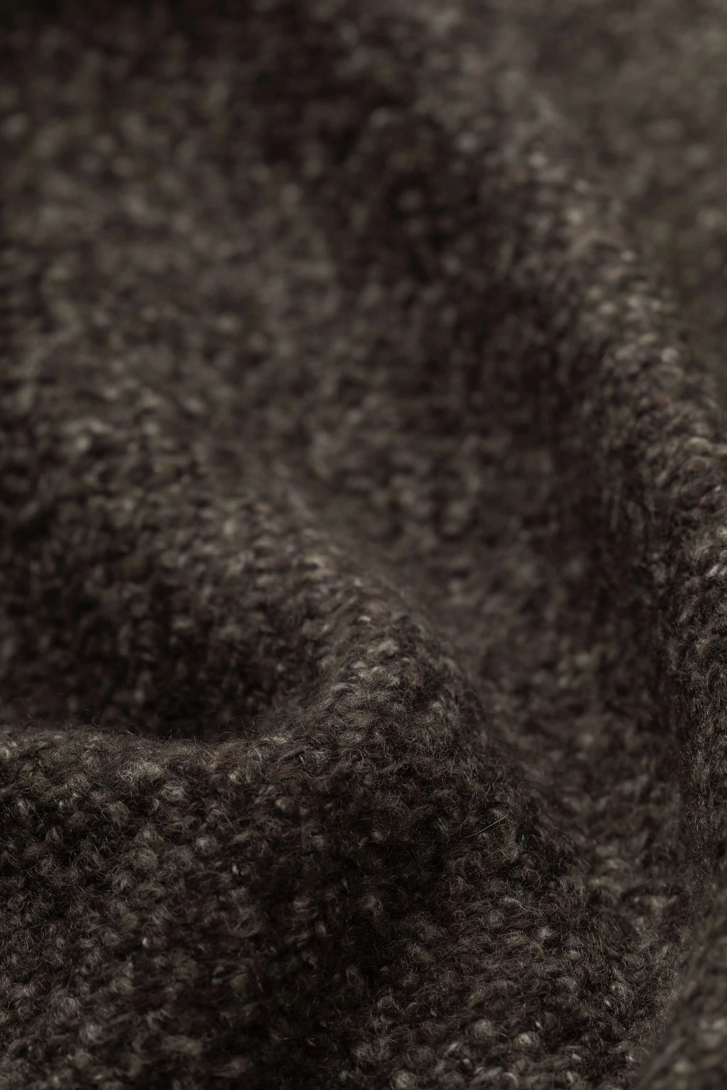 Brushed Bouclé Cashmere Silk Throw in Charcoal