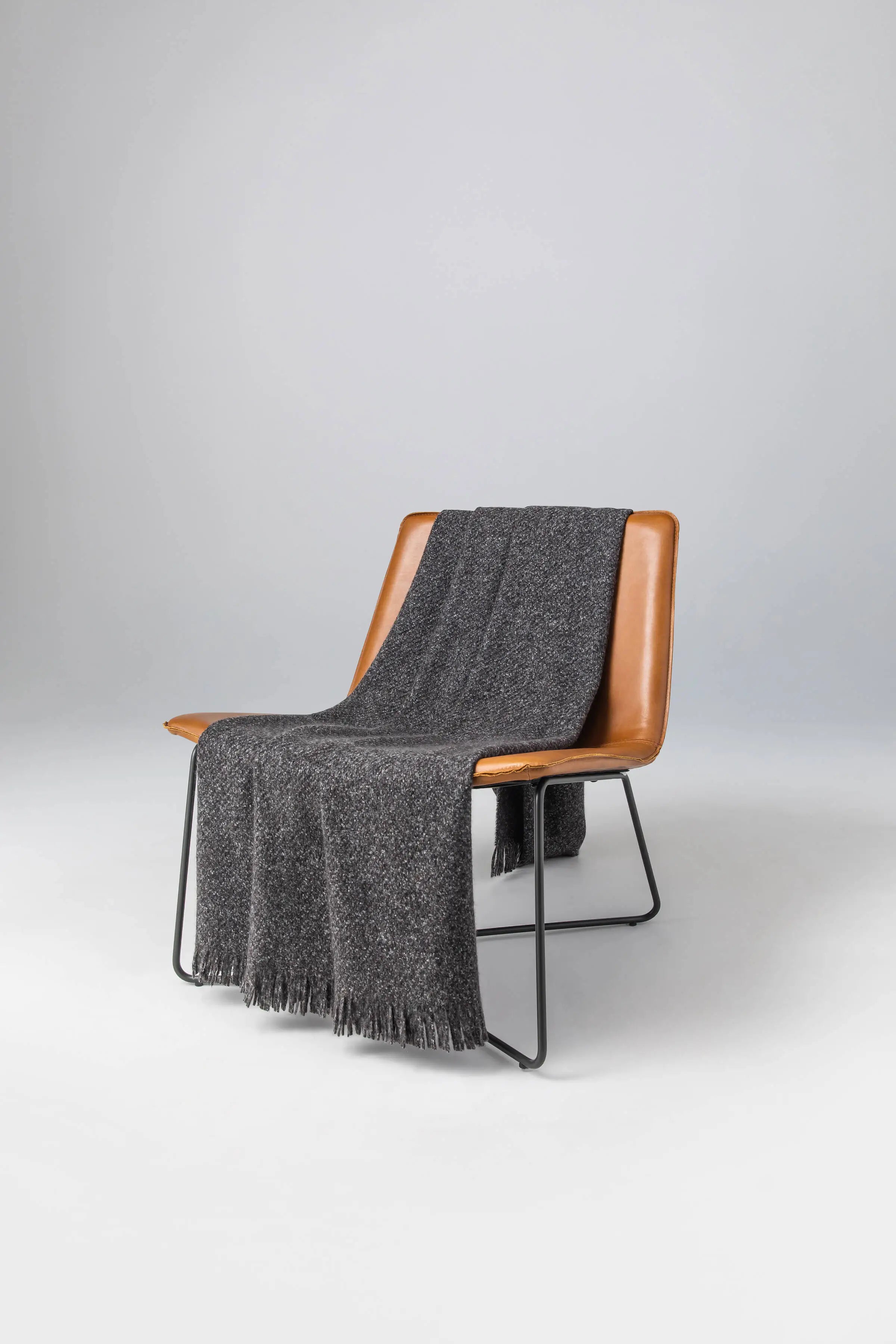 Brushed Bouclé Cashmere Silk Throw in Charcoal