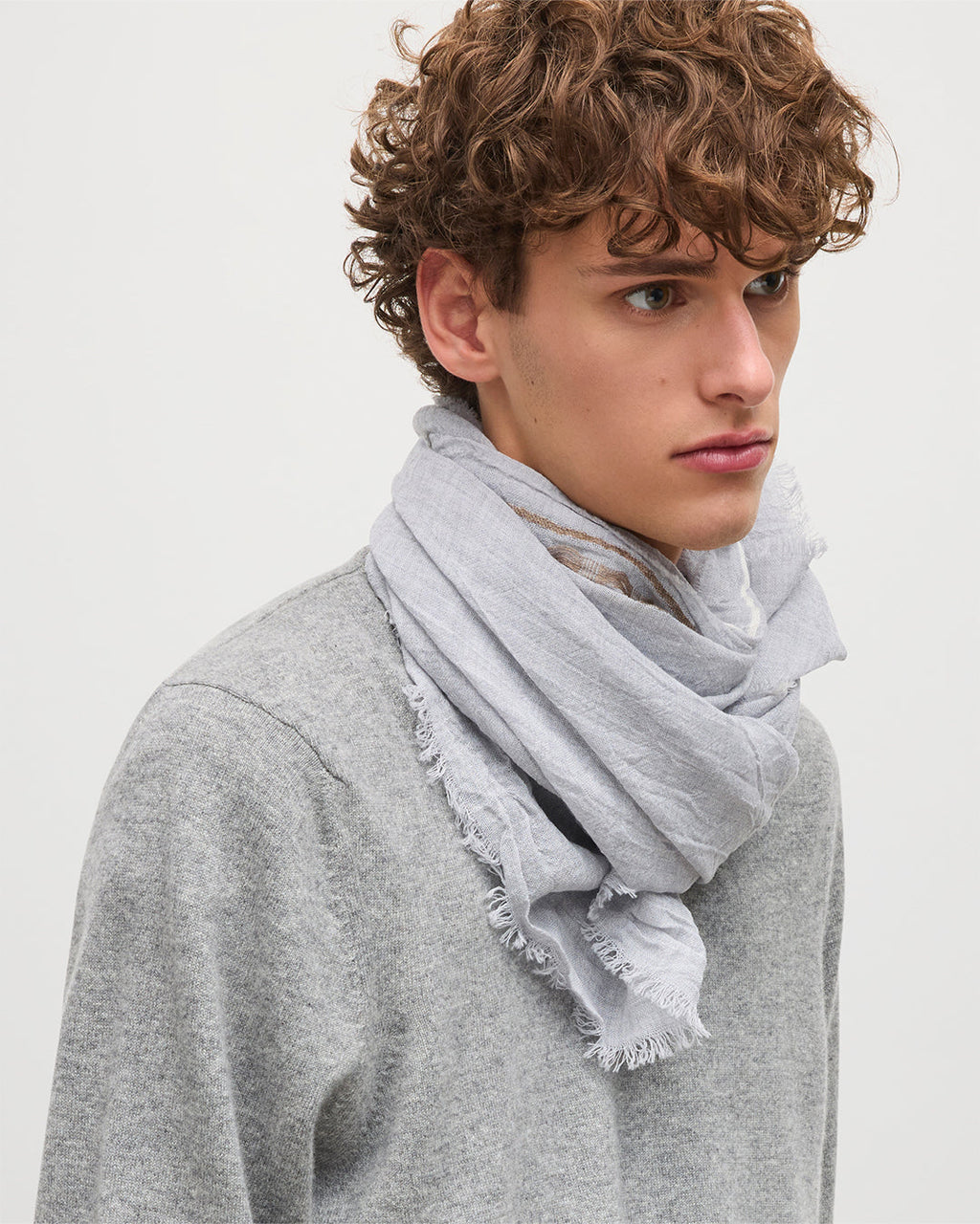 Cyrus Float Edge Grey Scarf