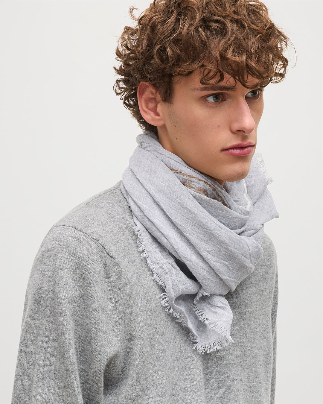 Cyrus Float Edge Grey Scarf
