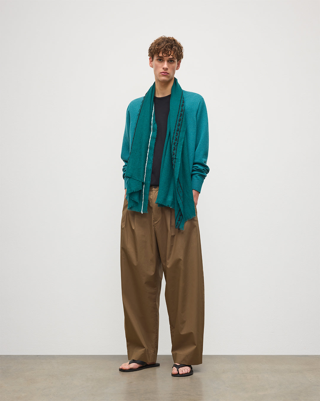 Cyrus Float Edge Green Scarf
