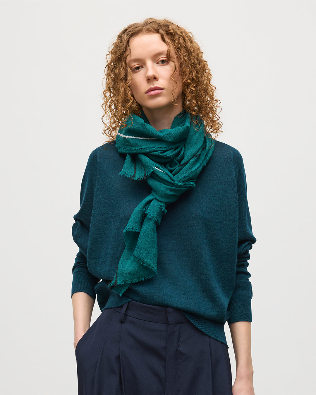 Cyrus Float Edge Green Scarf