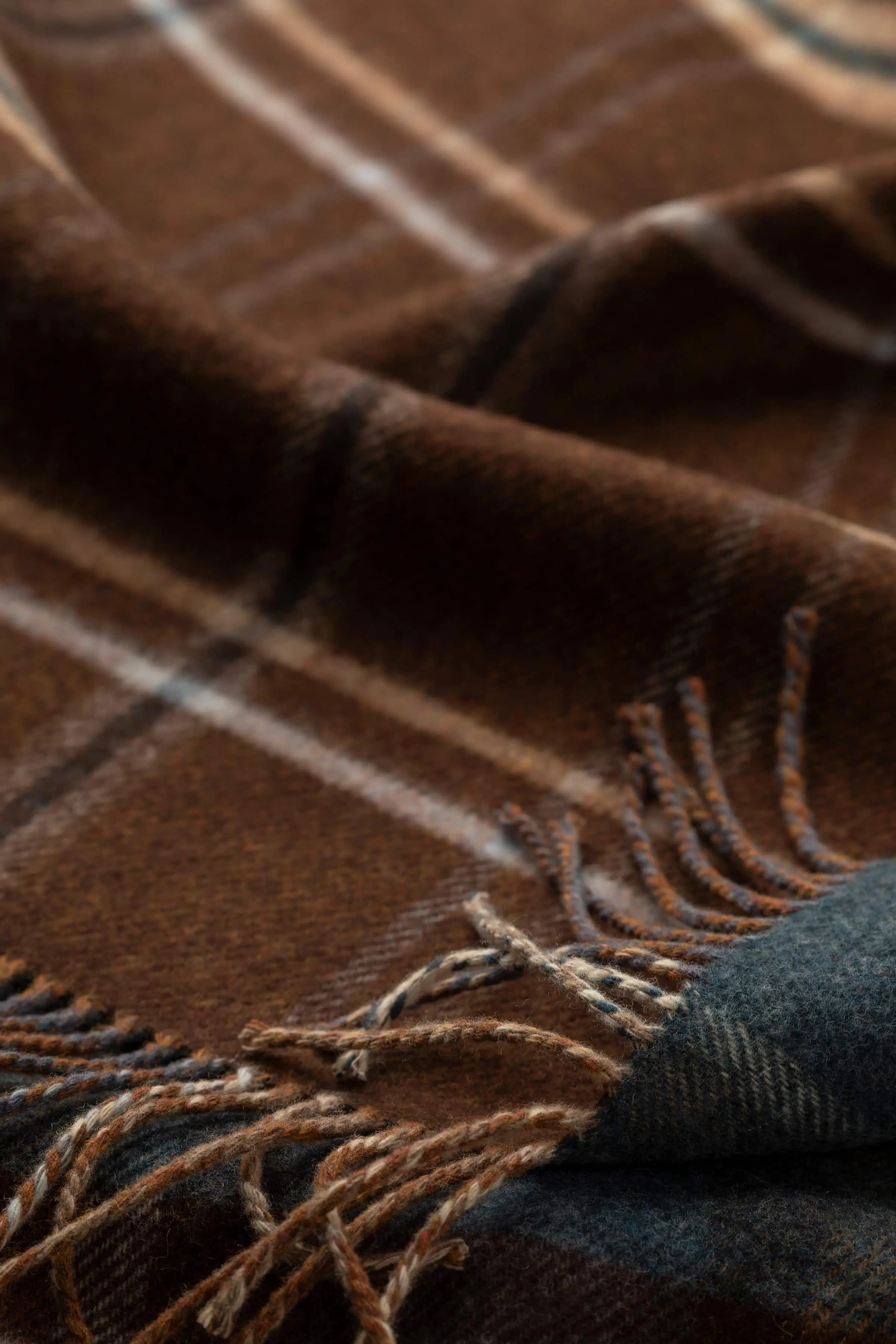 Double Face Lambswool Throw in Heather Blue & Brown Check