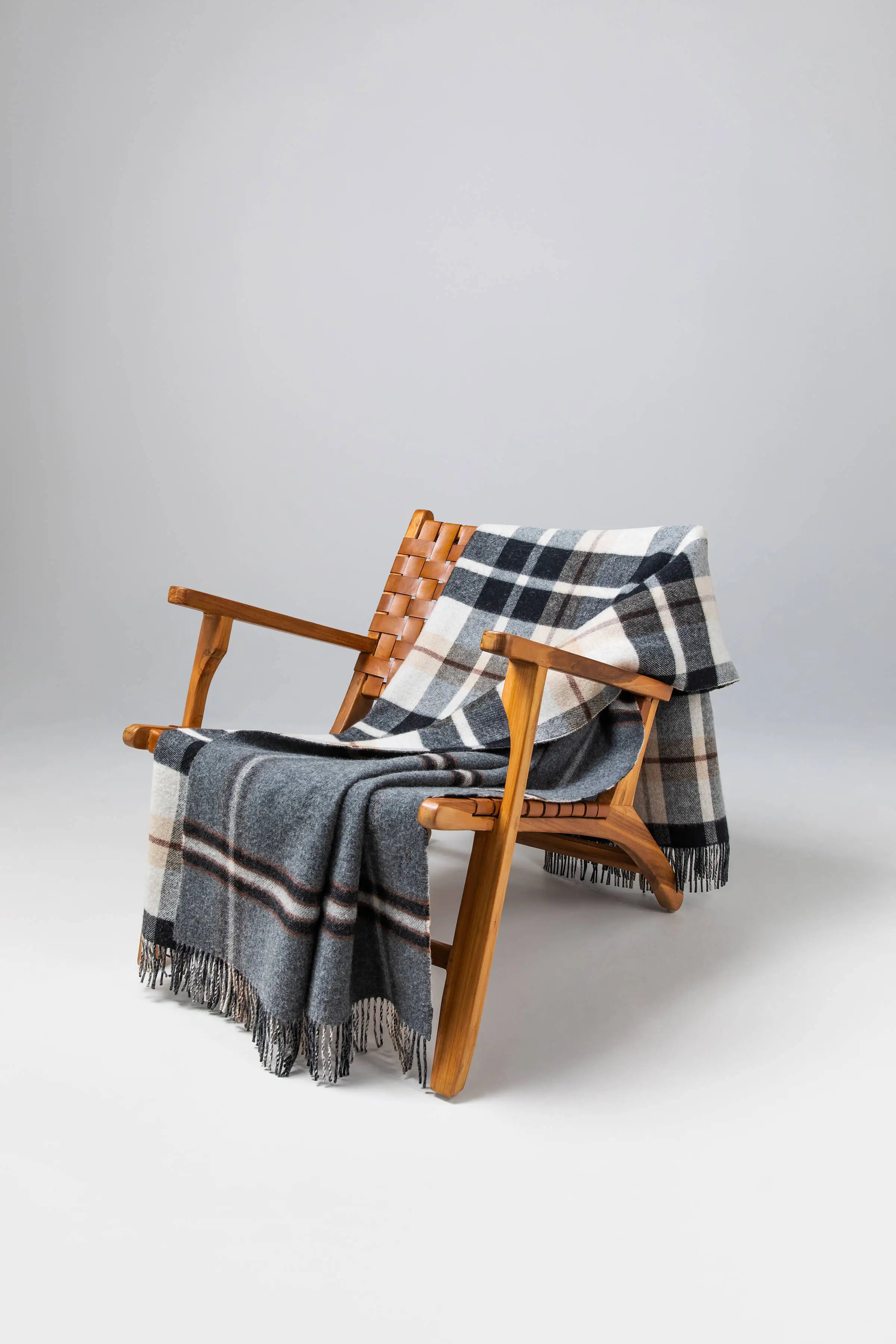 Double Face Lambswool Throw in Black & Brown Plaid