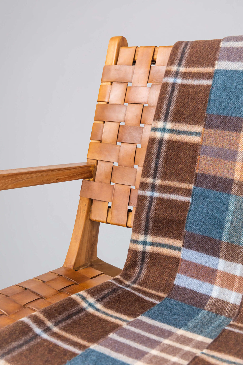 Double Face Lambswool Throw in Heather Blue & Brown Check