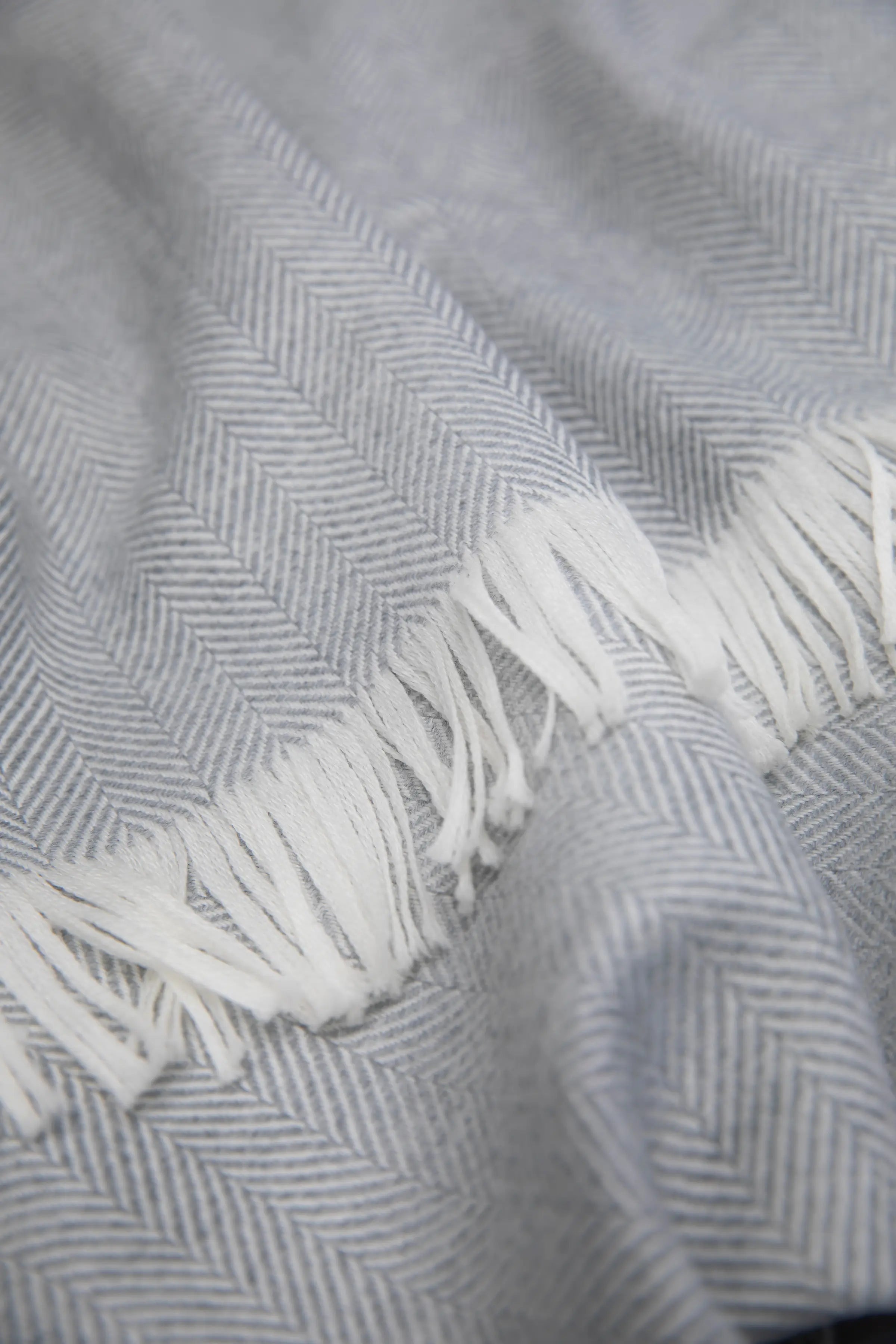 Herringbone Merino Bed Throw in Mist