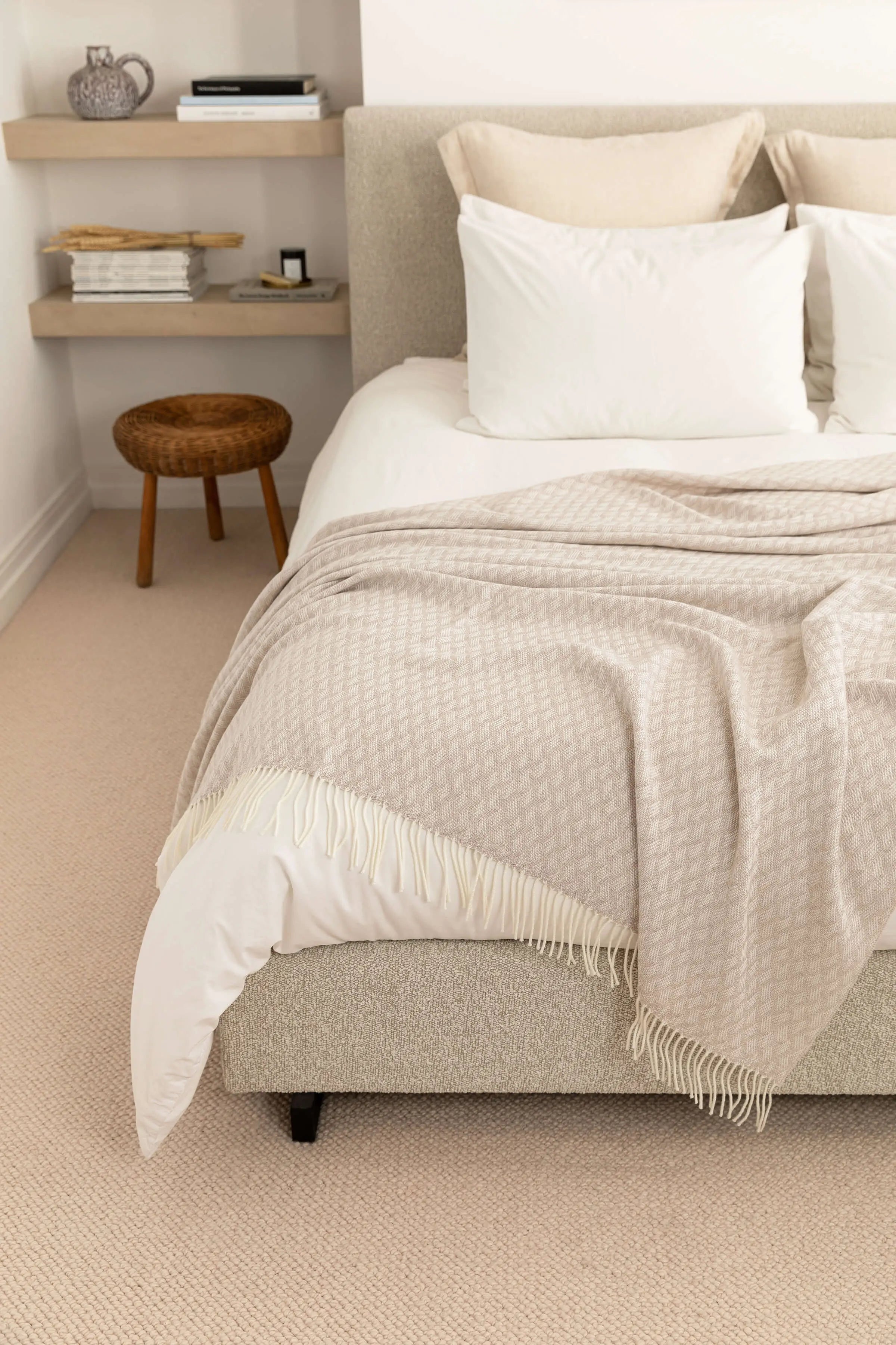 Trellis Weave Merino Bed Throw in Light Taupe