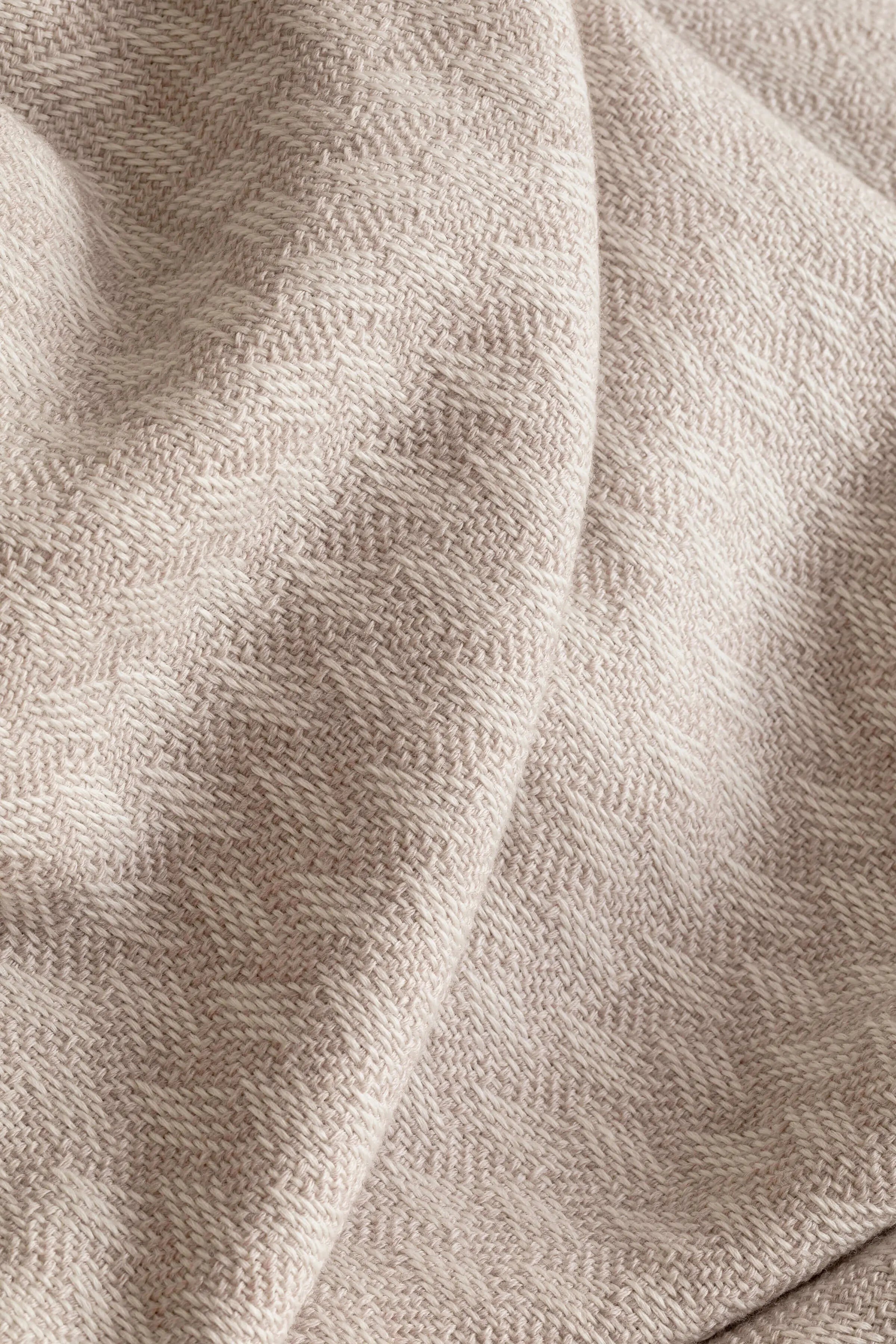 Trellis Weave Merino Bed Throw in Light Taupe
