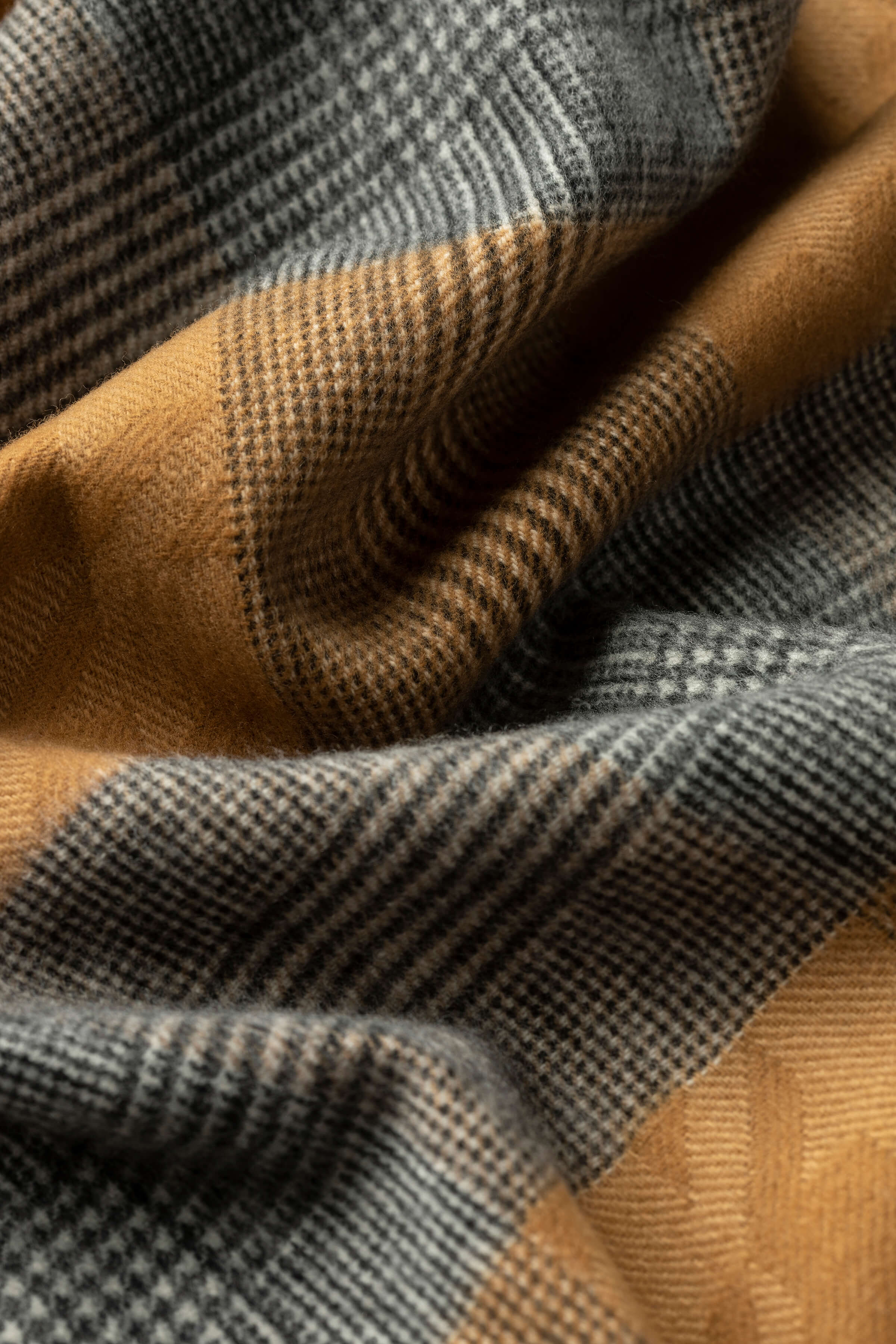 Camel Highgrove Heritage Scarf