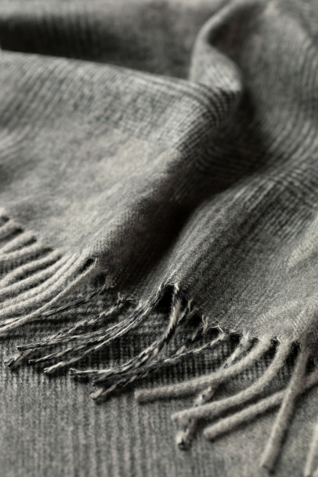 Grey Highgrove Heritage Scarf